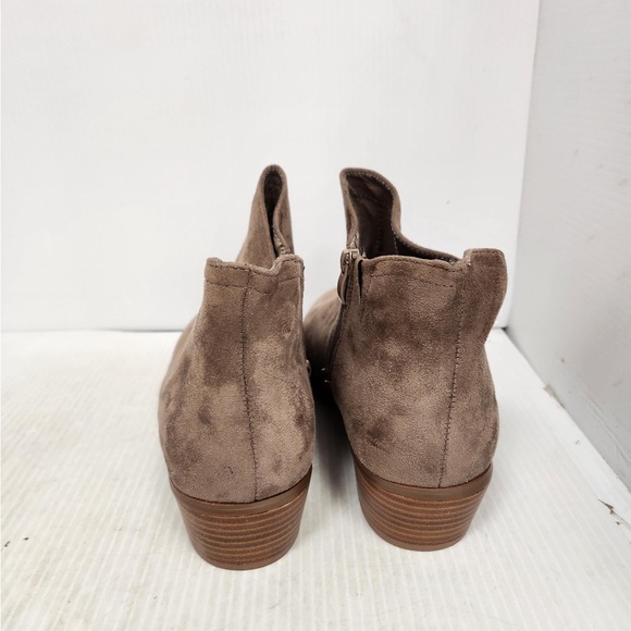 Torrid Low Dip Ankle Booties - Picture 3 of 9